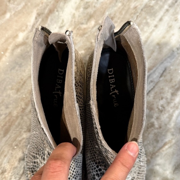 Women’s DIBA TRUE Pay Phone Snakeskin leather booties- Size 9.5 - Picture 12 of 12